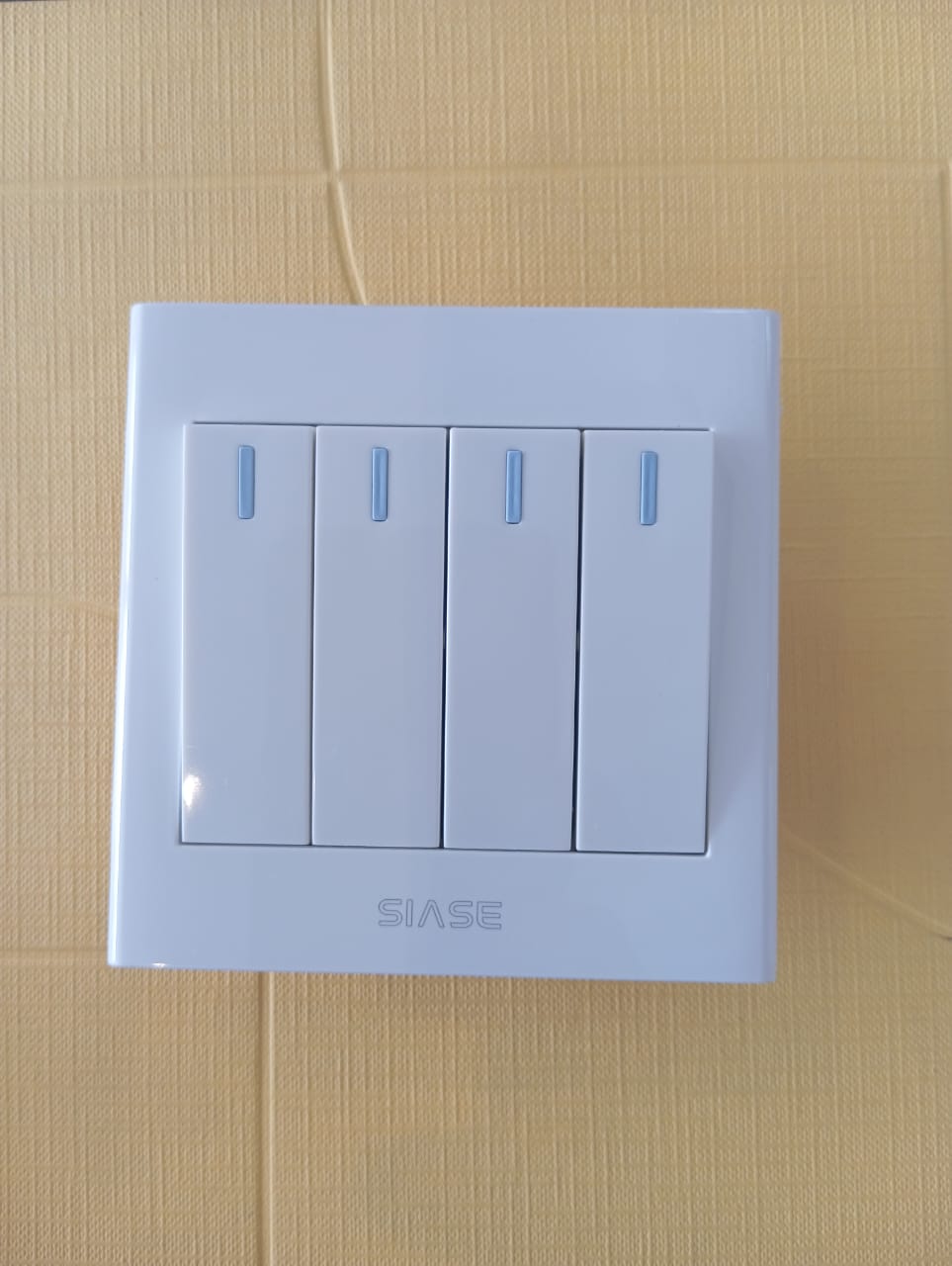 SIASE 4GANG 2WAY SWITCH